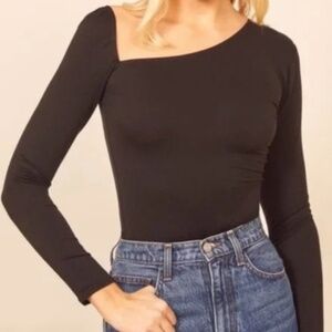 REFORMATION Les Asymmetrical Neck Long Sleeve Top BLACK